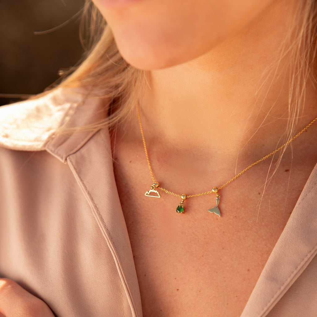 Whale Tail 9ct Gold Charm