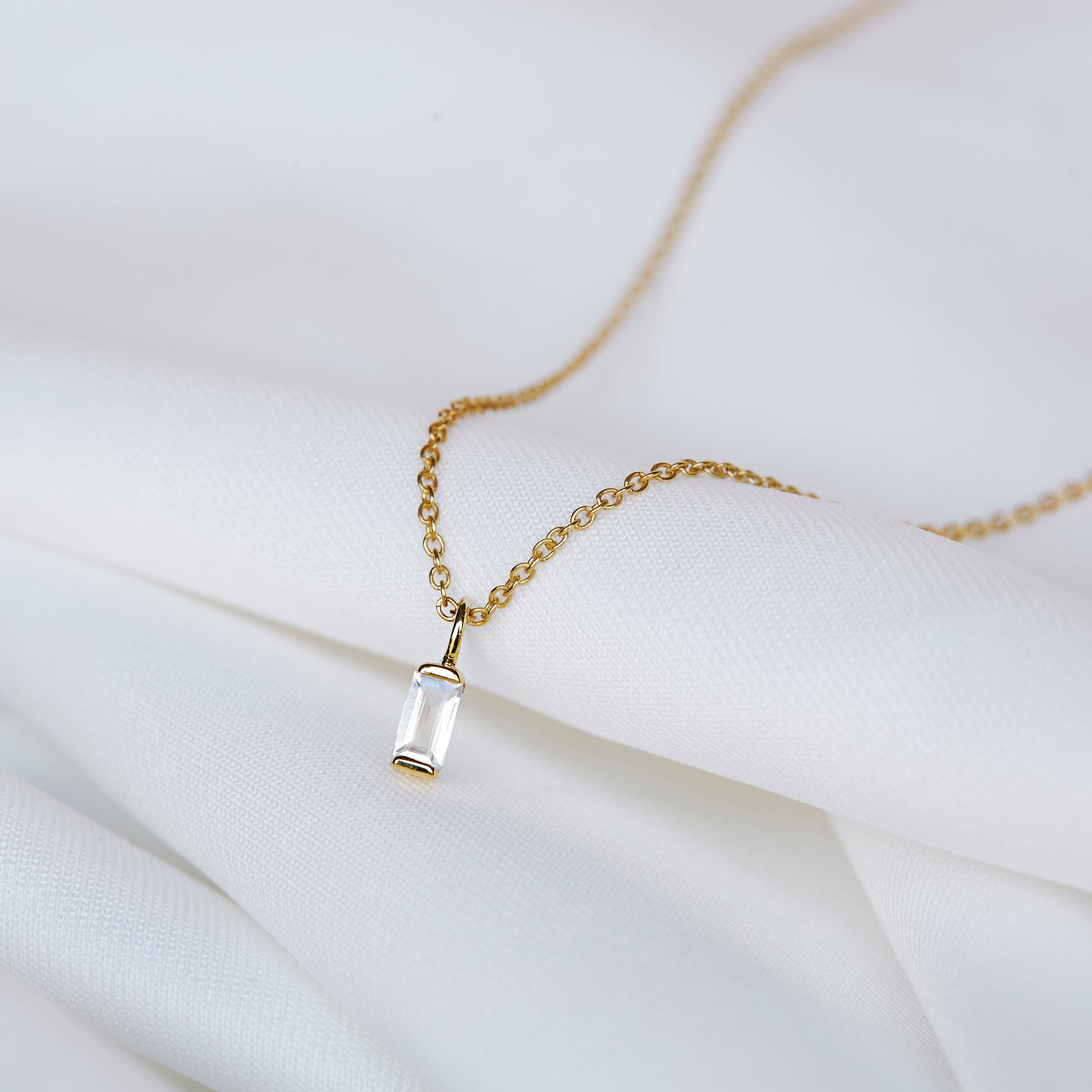Ria Gold Necklace