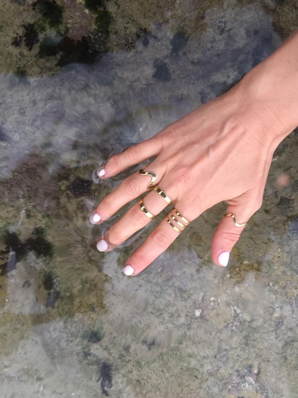 Skinny Oval Frame Brass Ring